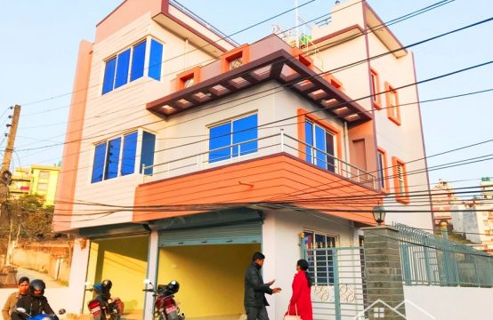 Two Shutter with 3BHK House for Rent