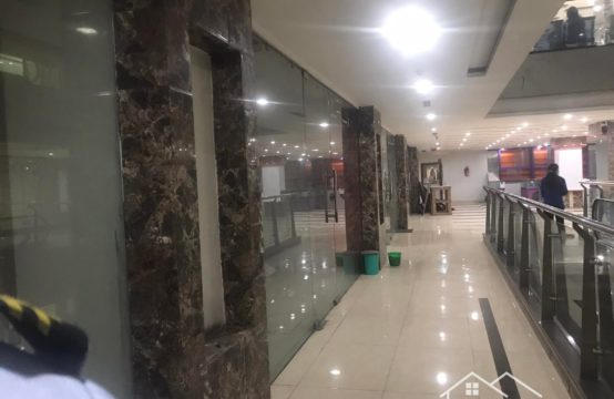 Complex Space For Rent: Showroom/Shop/Offices in Jamal, Area 12377sq/ft